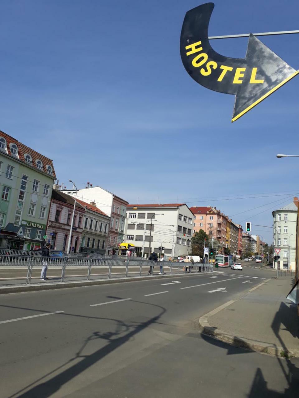 Ruta 80 Hostel Brno Exteriör bild